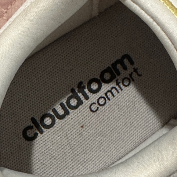 Adidas shoes with Cloudfoam - Picture 2 of 7